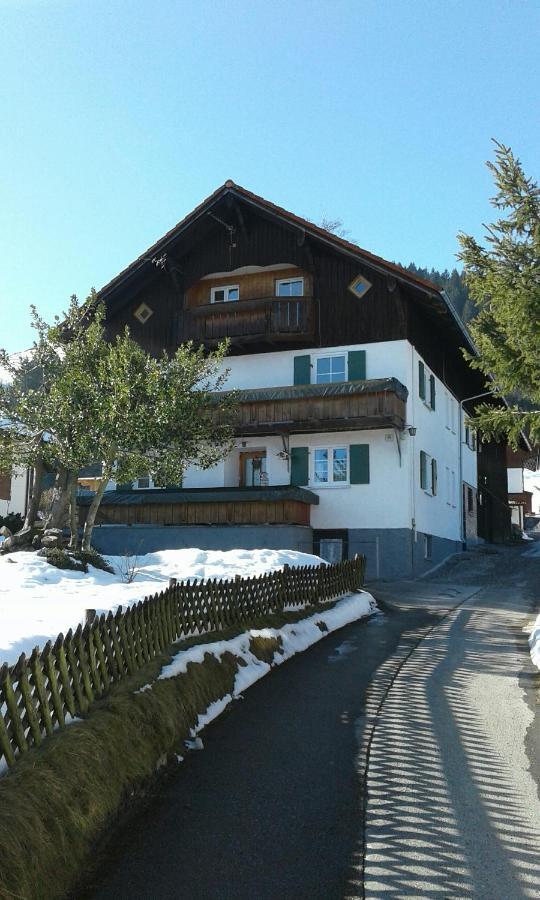 Chez Nous Apartment Пфронтен Стая снимка